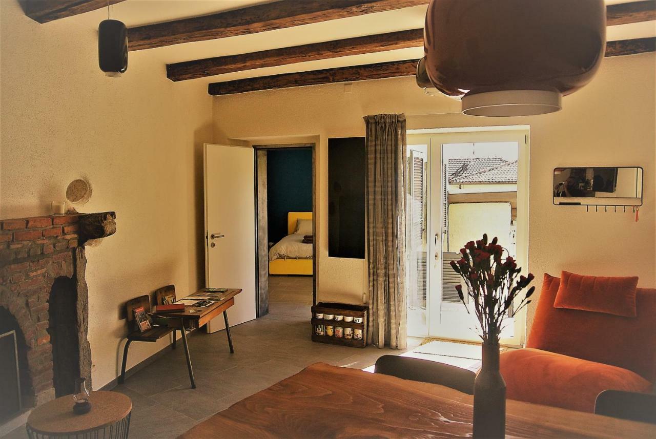 A Ca Balade In Design Apartment Miglieglia Luaran gambar